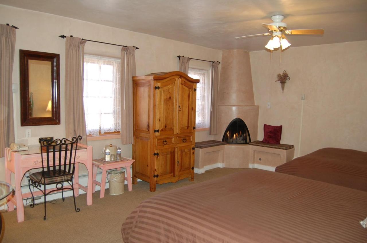 | Hotel La Fonda de Taos
