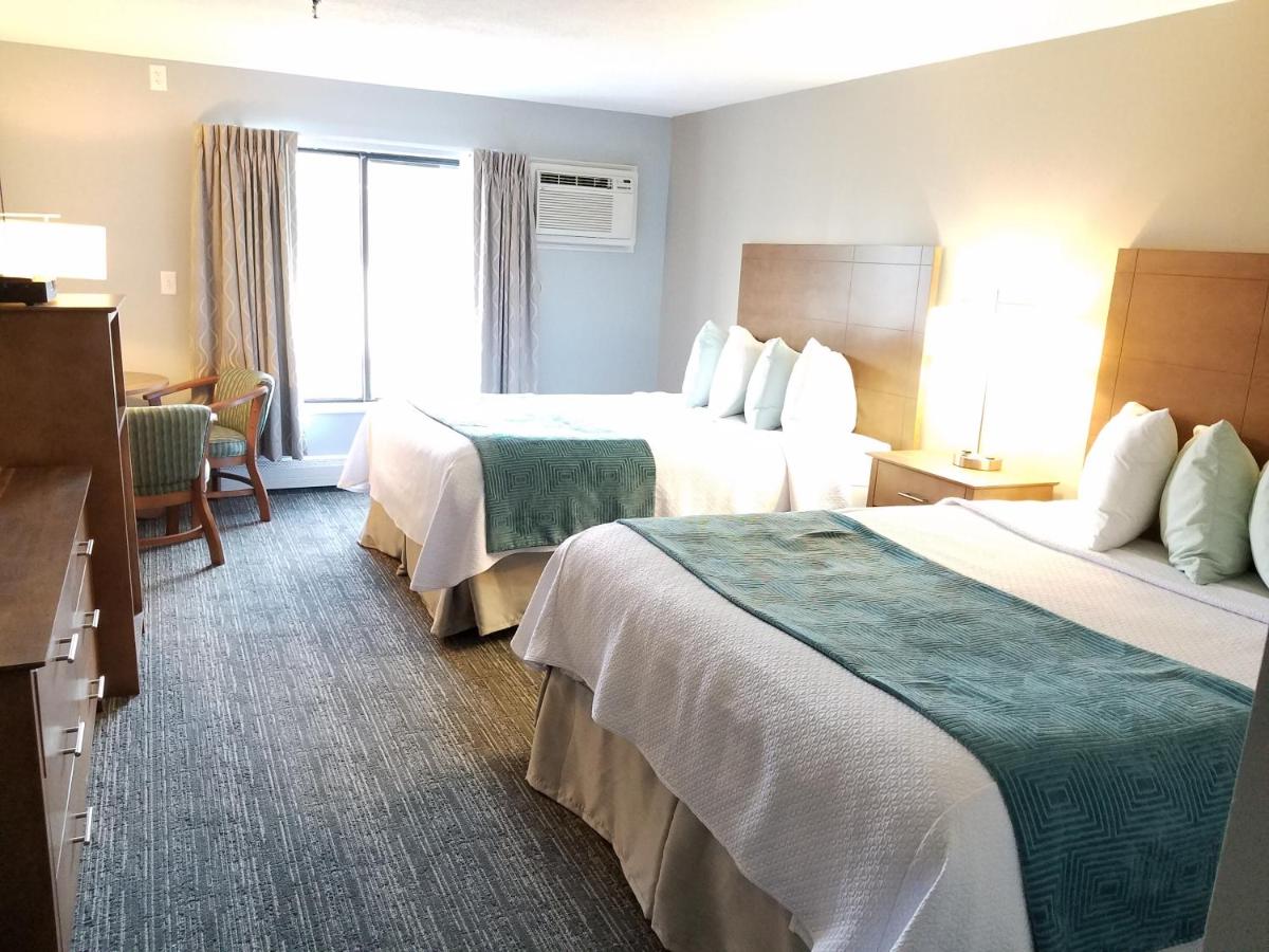 Queen Room with Two Queen Beds - Non-Smoking at Hampton Village Inn