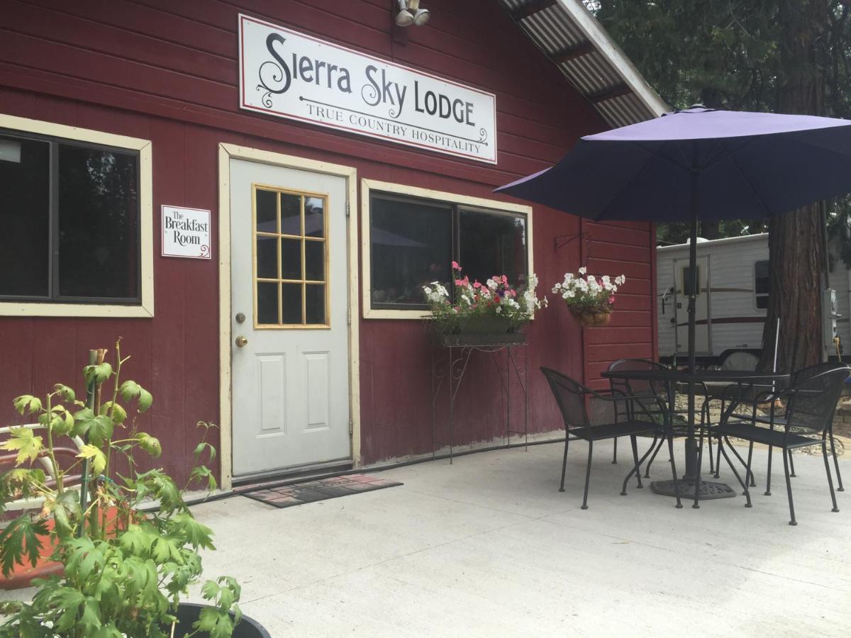 | Sierra Sky Lodge