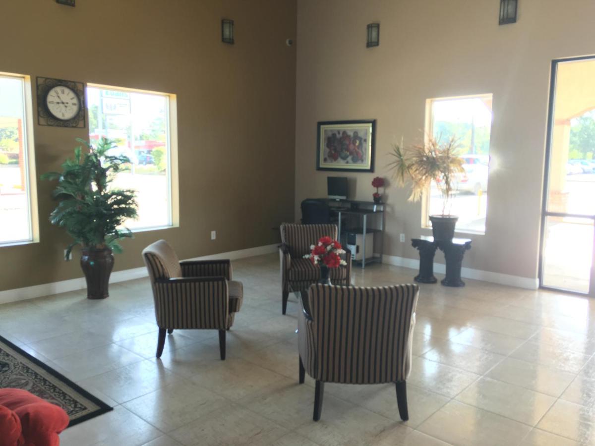 | Montigo Inn