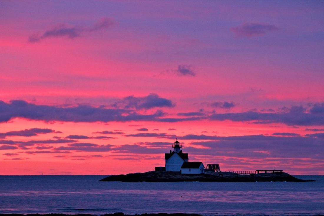 | Harbor House Inn