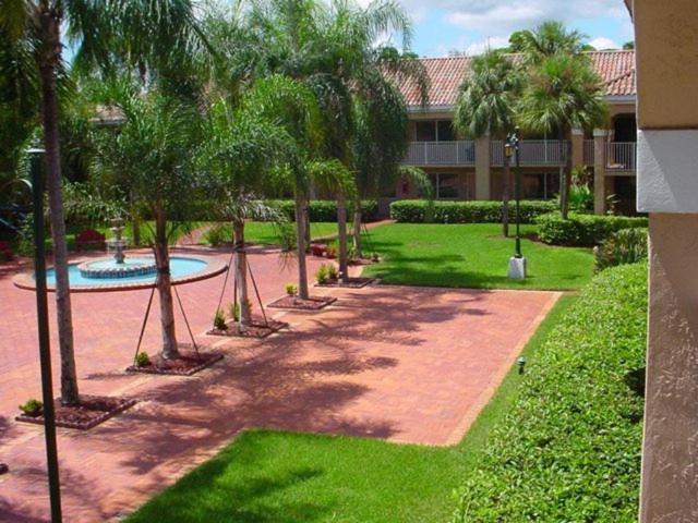  | Grand Palms Spa & Golf Resort
