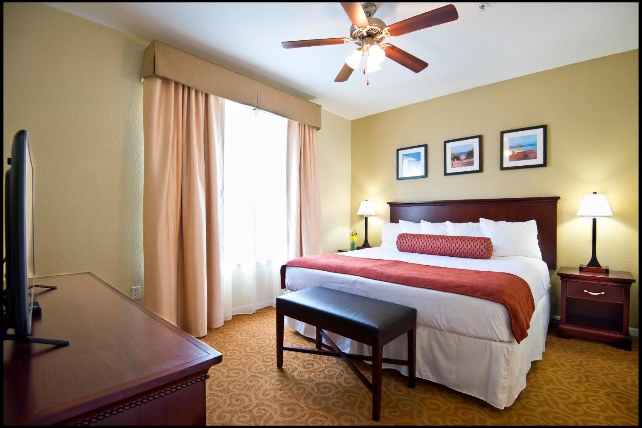 Three-Bedroom Villa at Calypso Cay Vacation Villas