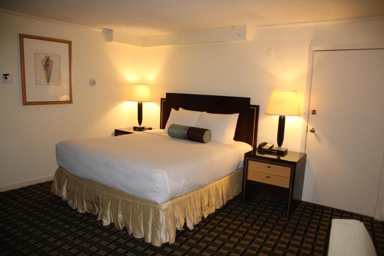 | Bedford Plaza Hotel - The Oasis of Boston!