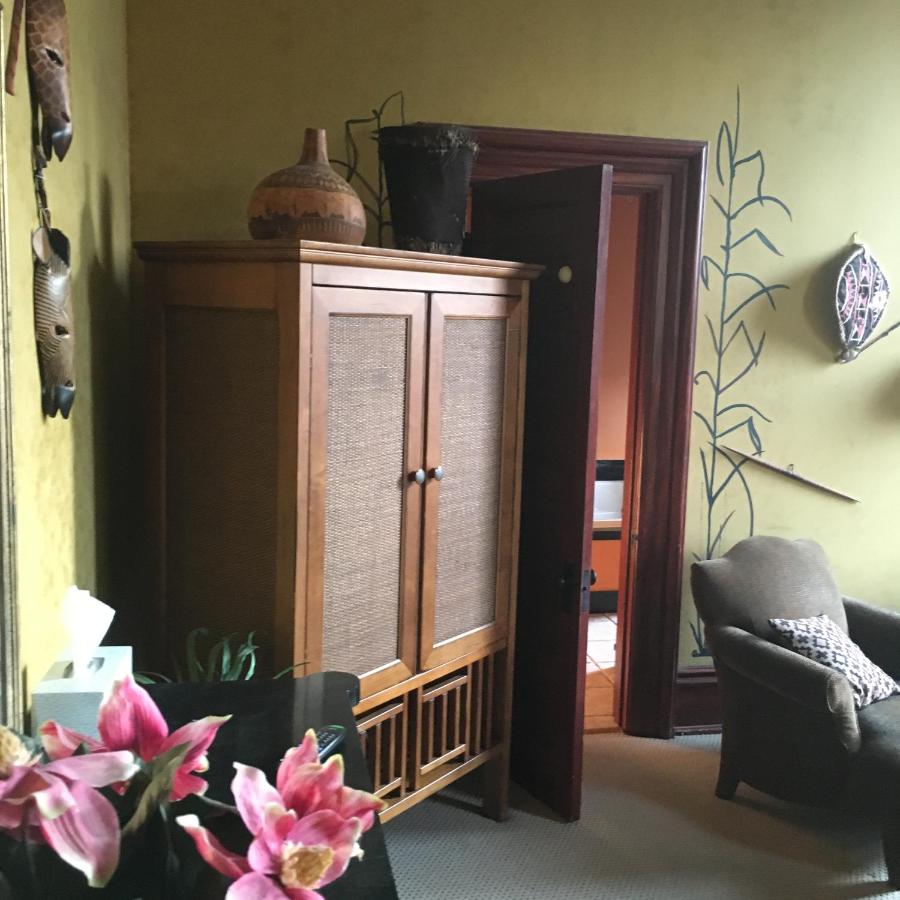 | Main Street Bed & Breakfast
