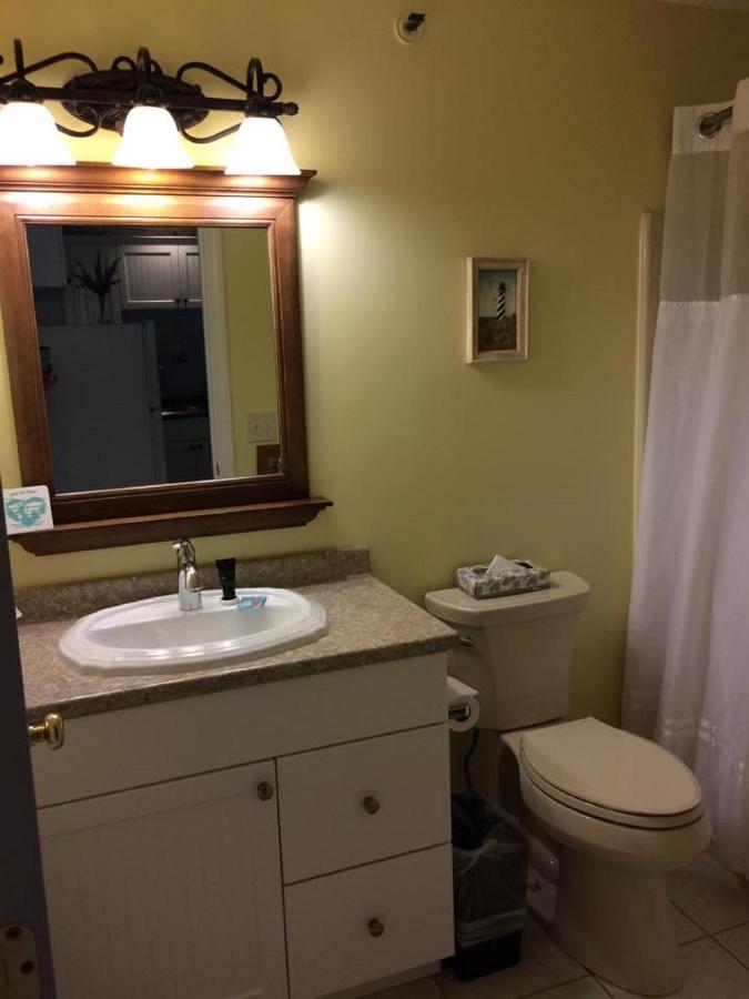  | Elmwood Resort Hotel