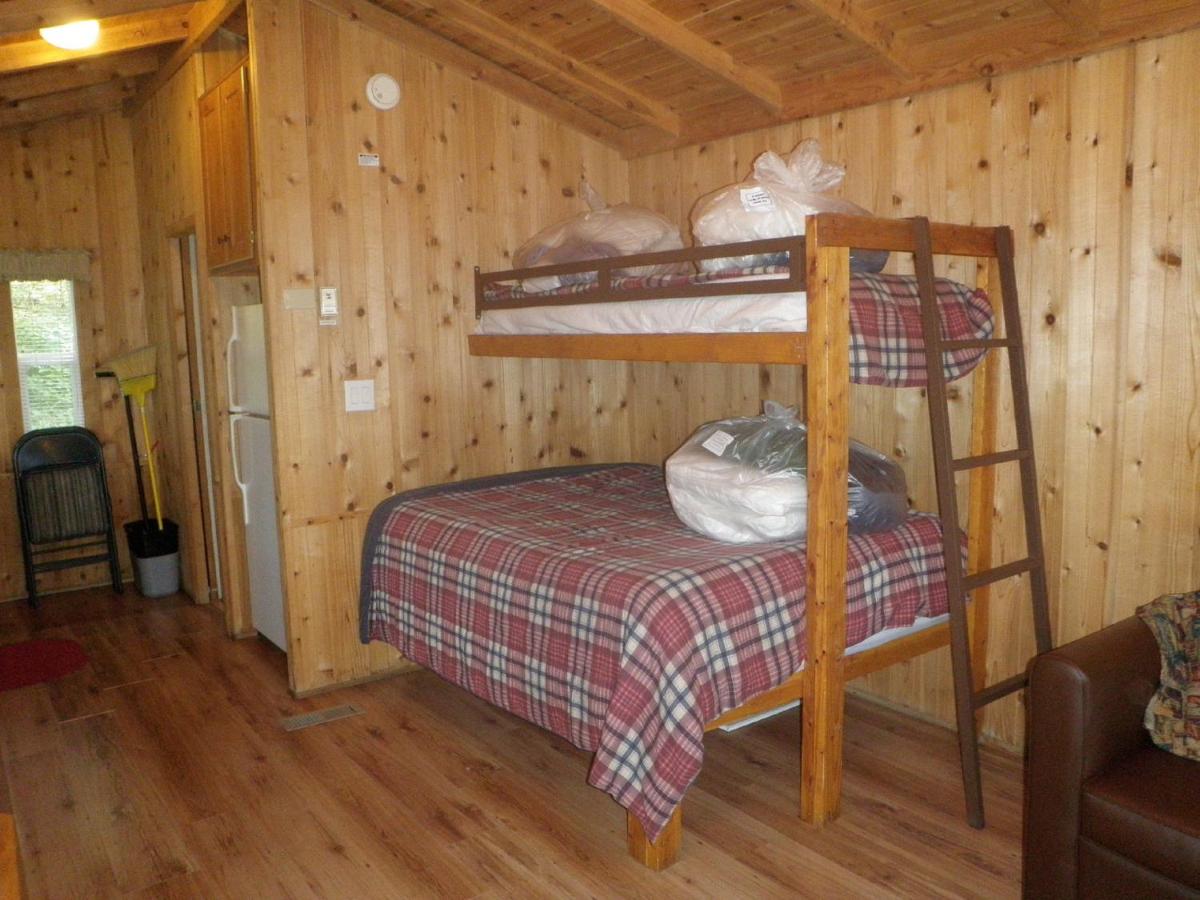 | Seaside Camping Resort Deluxe Studio Cabin 1