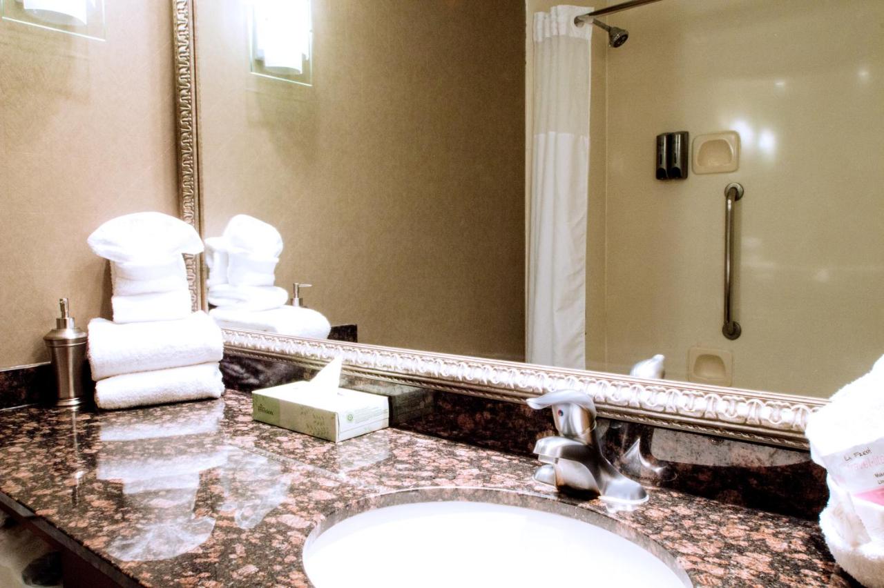 | Greenstay Hotel & Suites Central