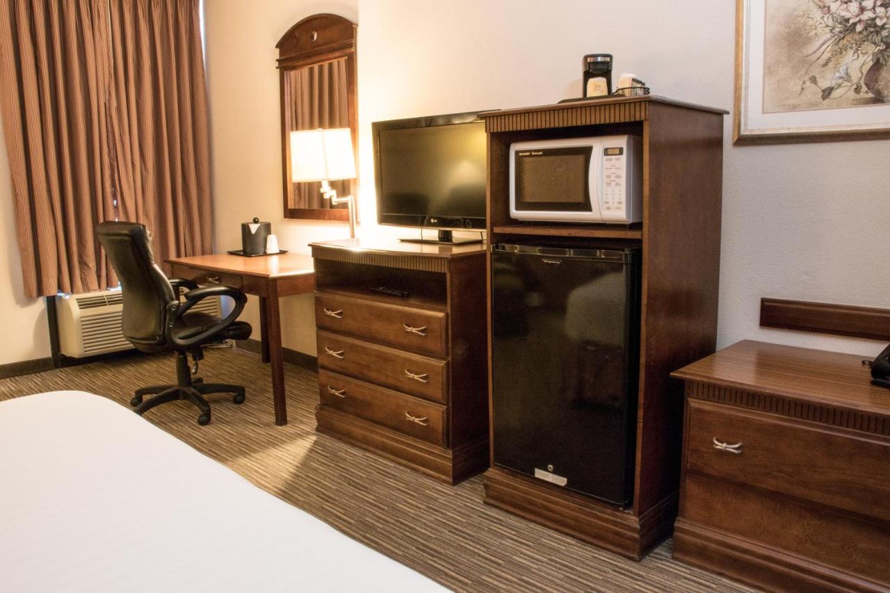  | Greenstay Hotel & Suites Central