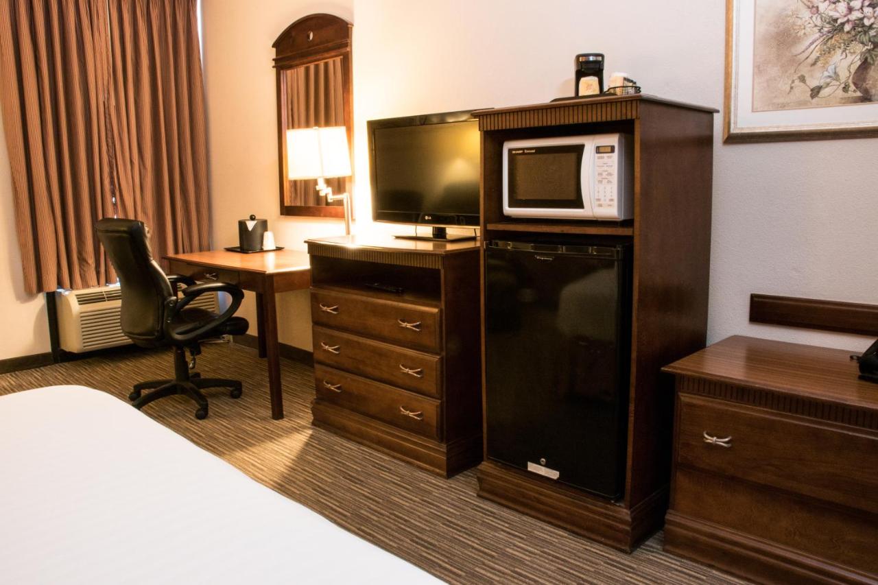 | Greenstay Hotel & Suites Central