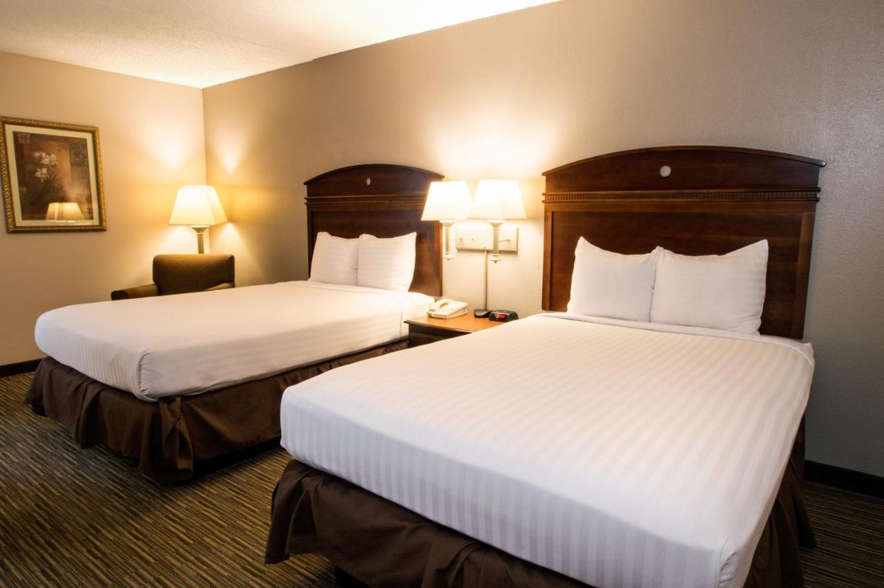 | Greenstay Hotel & Suites Central