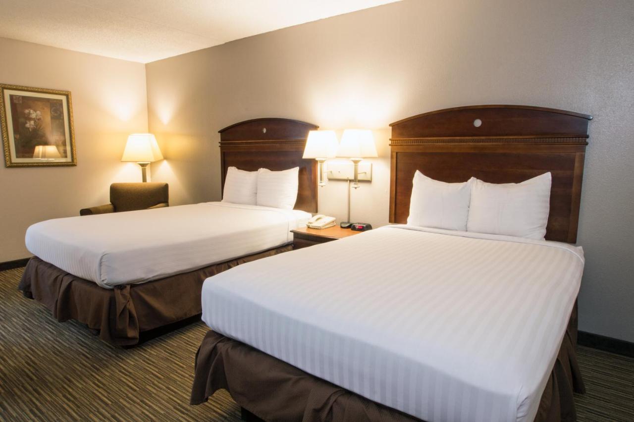 | Greenstay Hotel & Suites Central