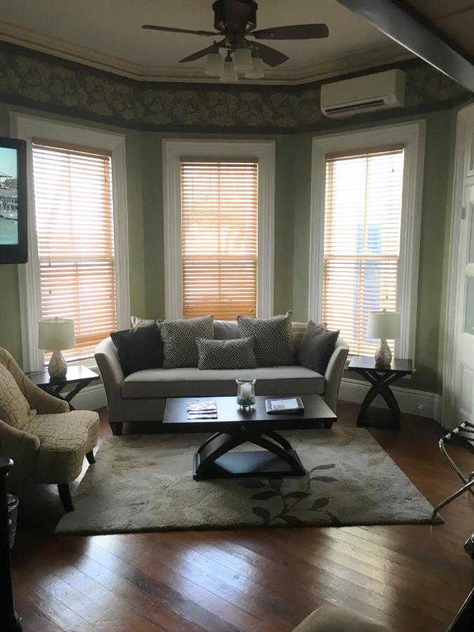  | The Artist House