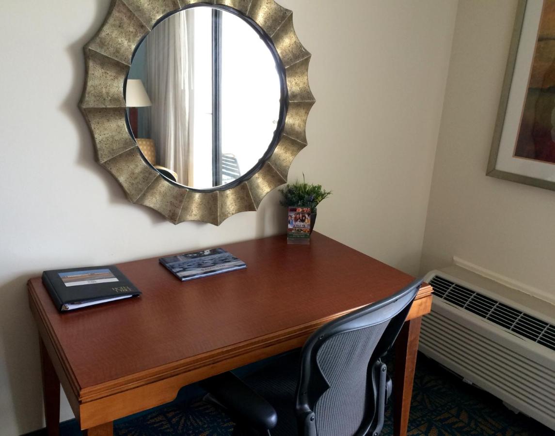 Queen Room with 2 Queen Beds and Ocean View at Hotel Tybee