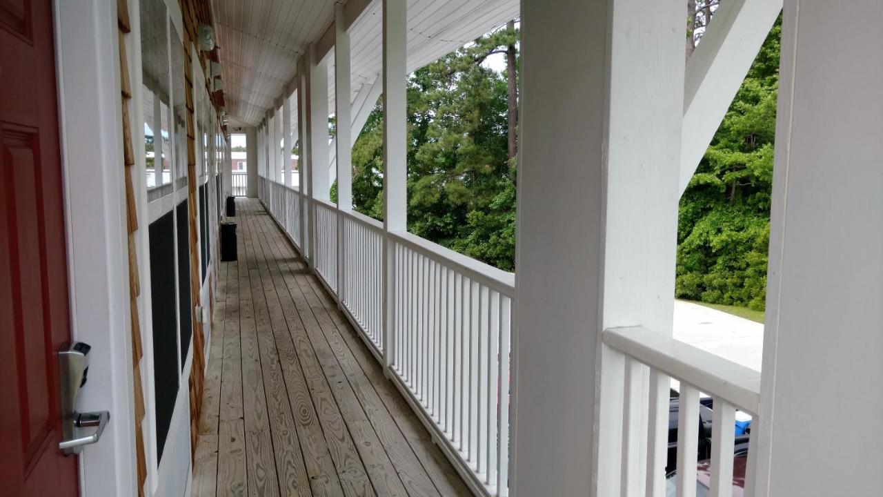  | Topsail Shores Inn
