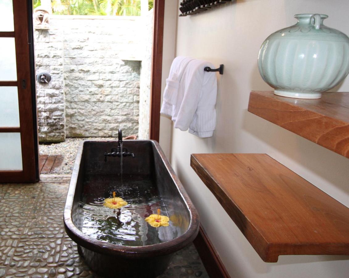 | Ho'oilo House