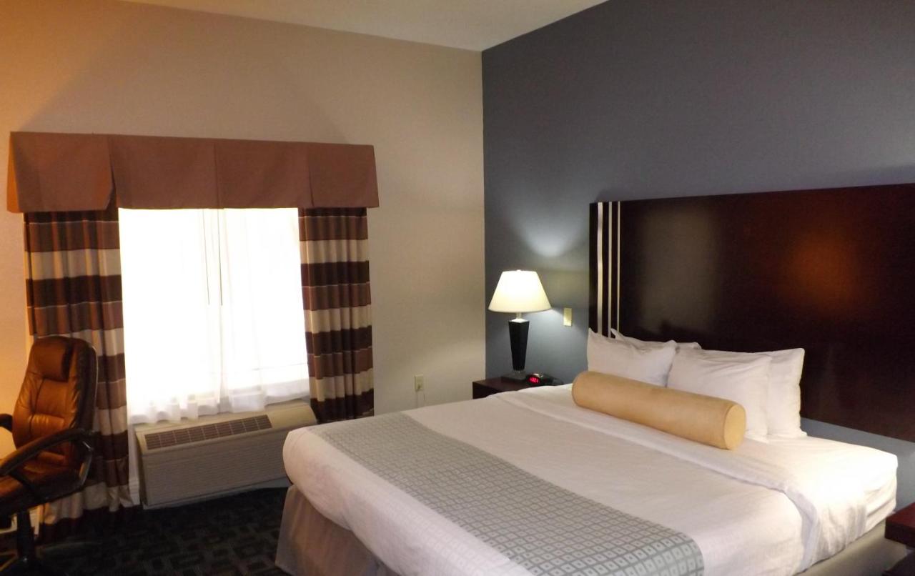 King Suite - Non-Smoking at Best Western Plus Kalamazoo Suites