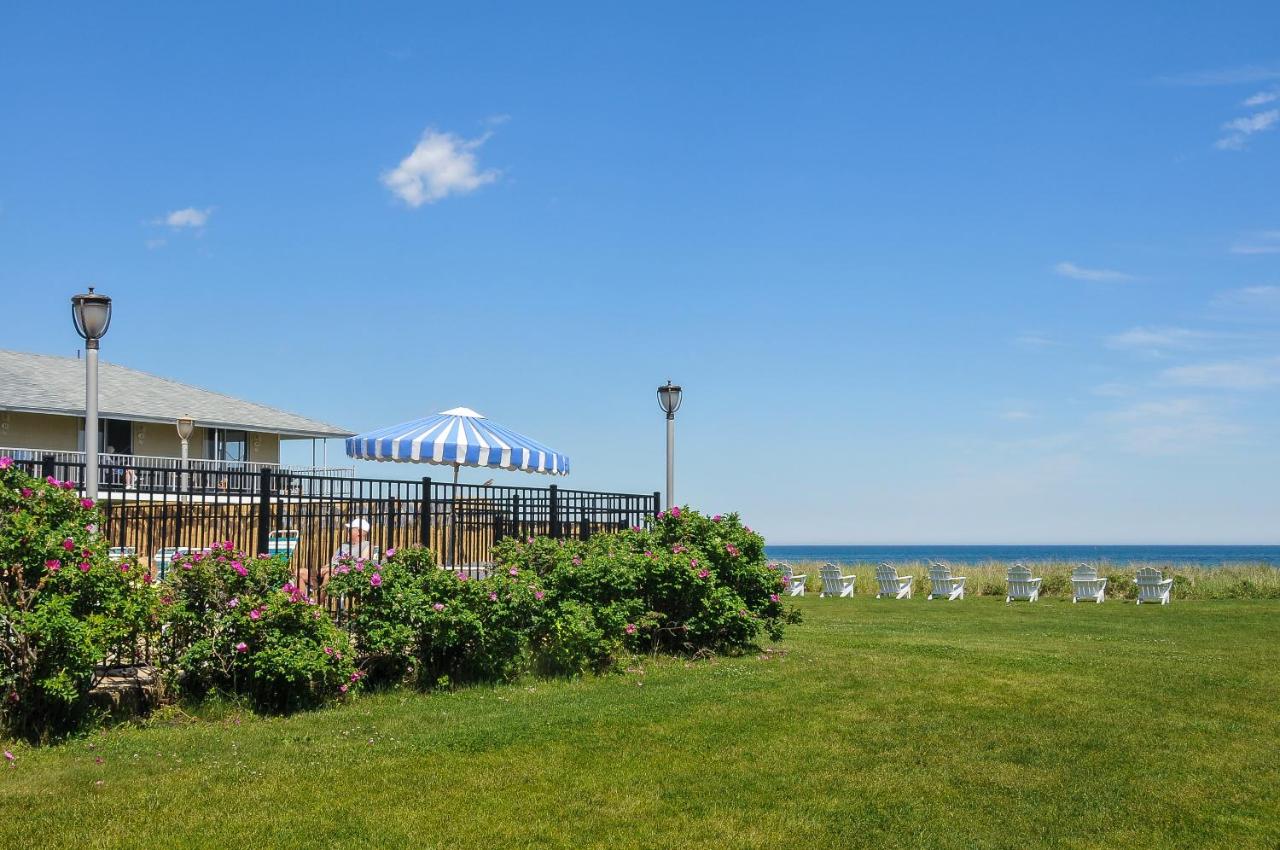 | Friendship Oceanfront Suites