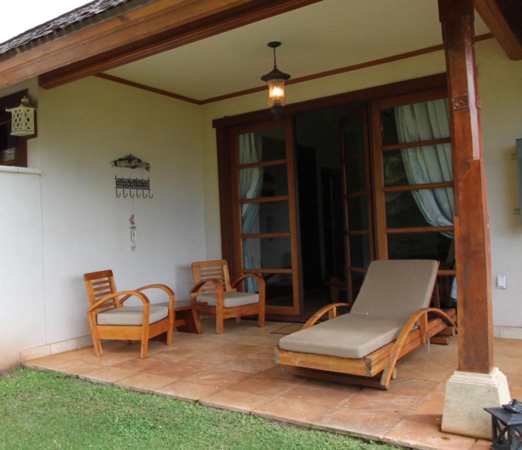 | Ho'oilo House