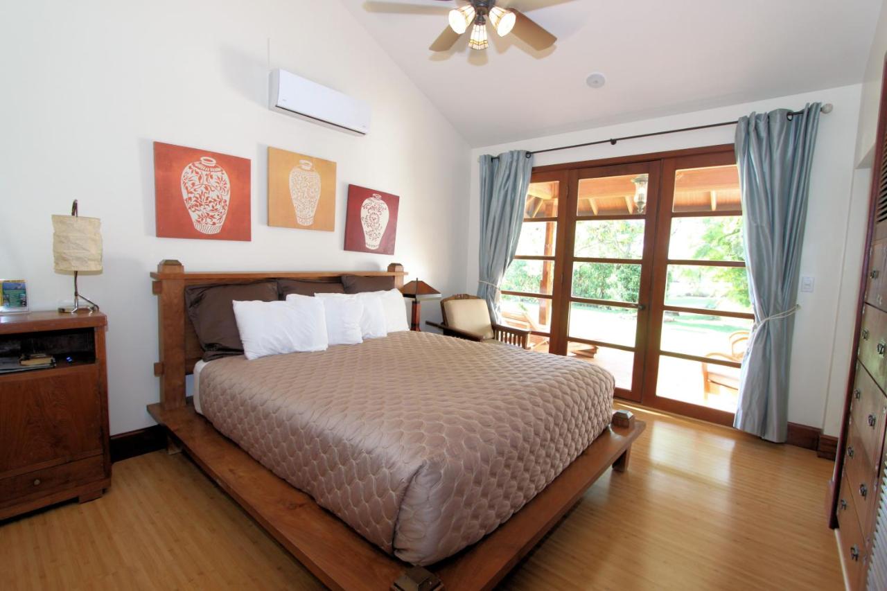 | Ho'oilo House