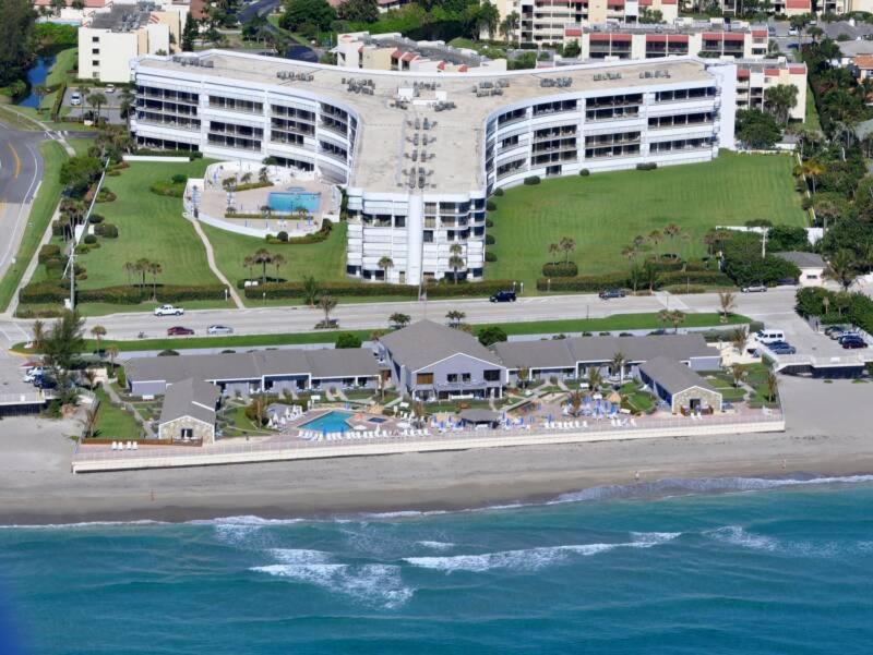 | Jupiter Reef Club Resort