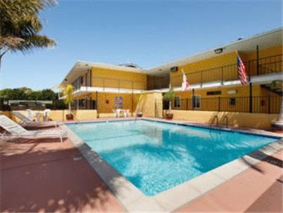 | Lotus of Lompoc - A Great Hospitality Inn