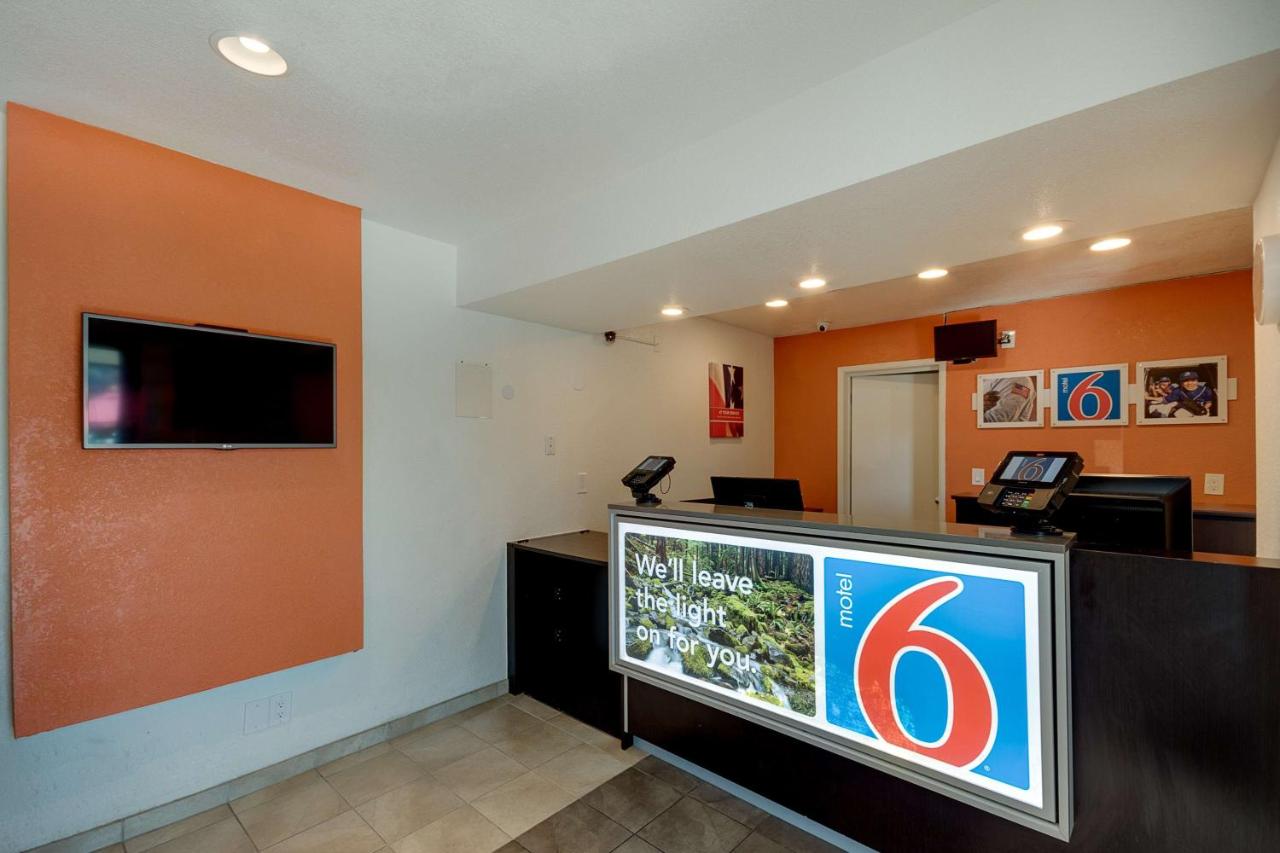 | Motel 6-Bellingham, WA