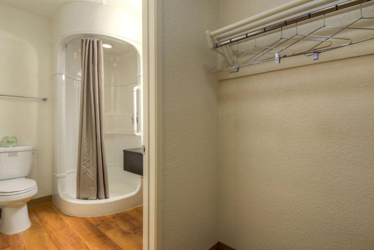 | Motel 6-San Ysidro, CA - San Diego - Border