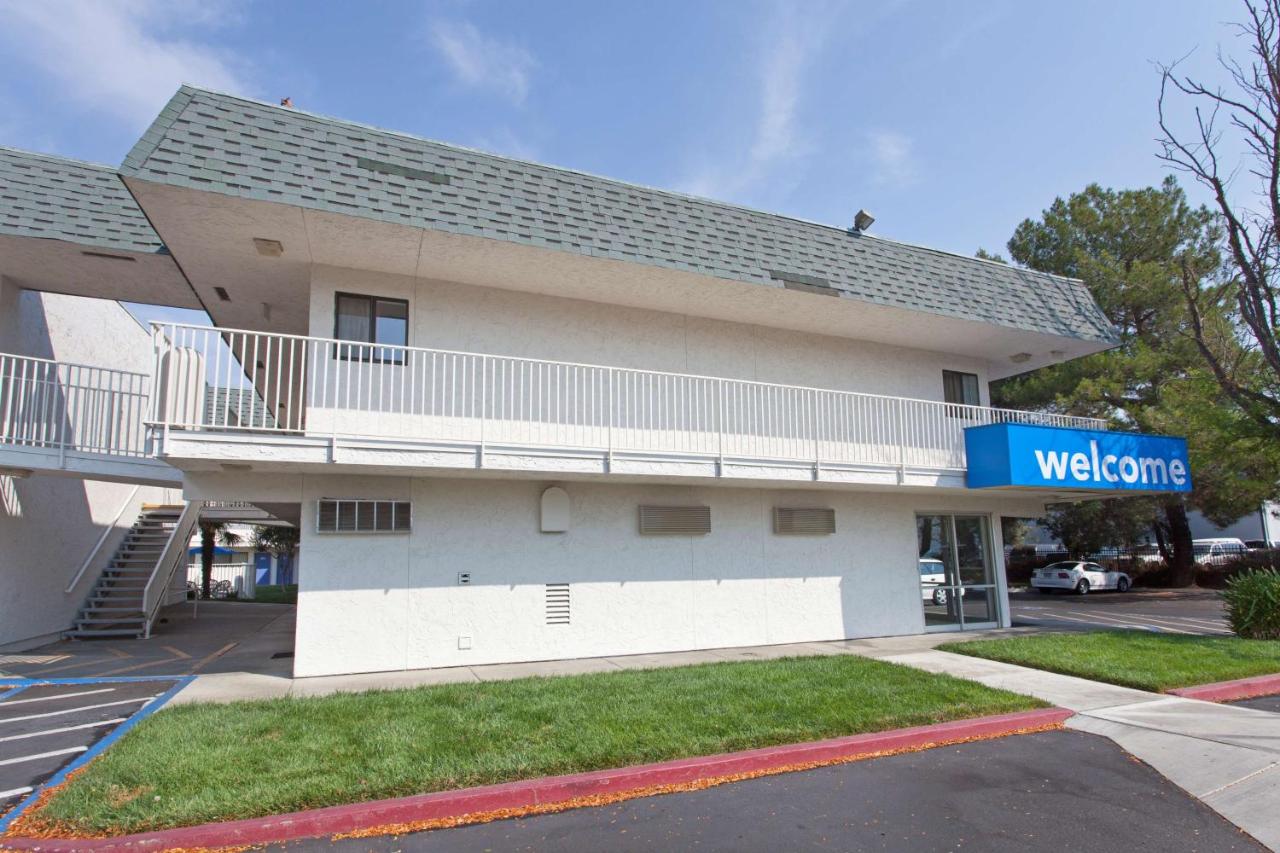 | Motel 6 Davis-Near UC Davis