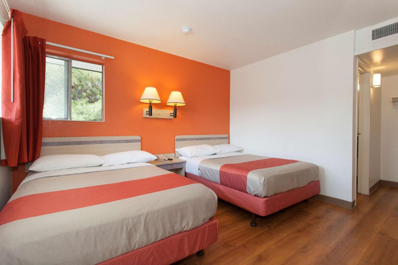| Motel 6 Davis-Near UC Davis