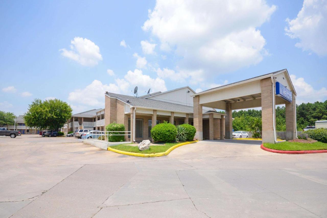 | Motel 6-Baytown, TX - Baytown East