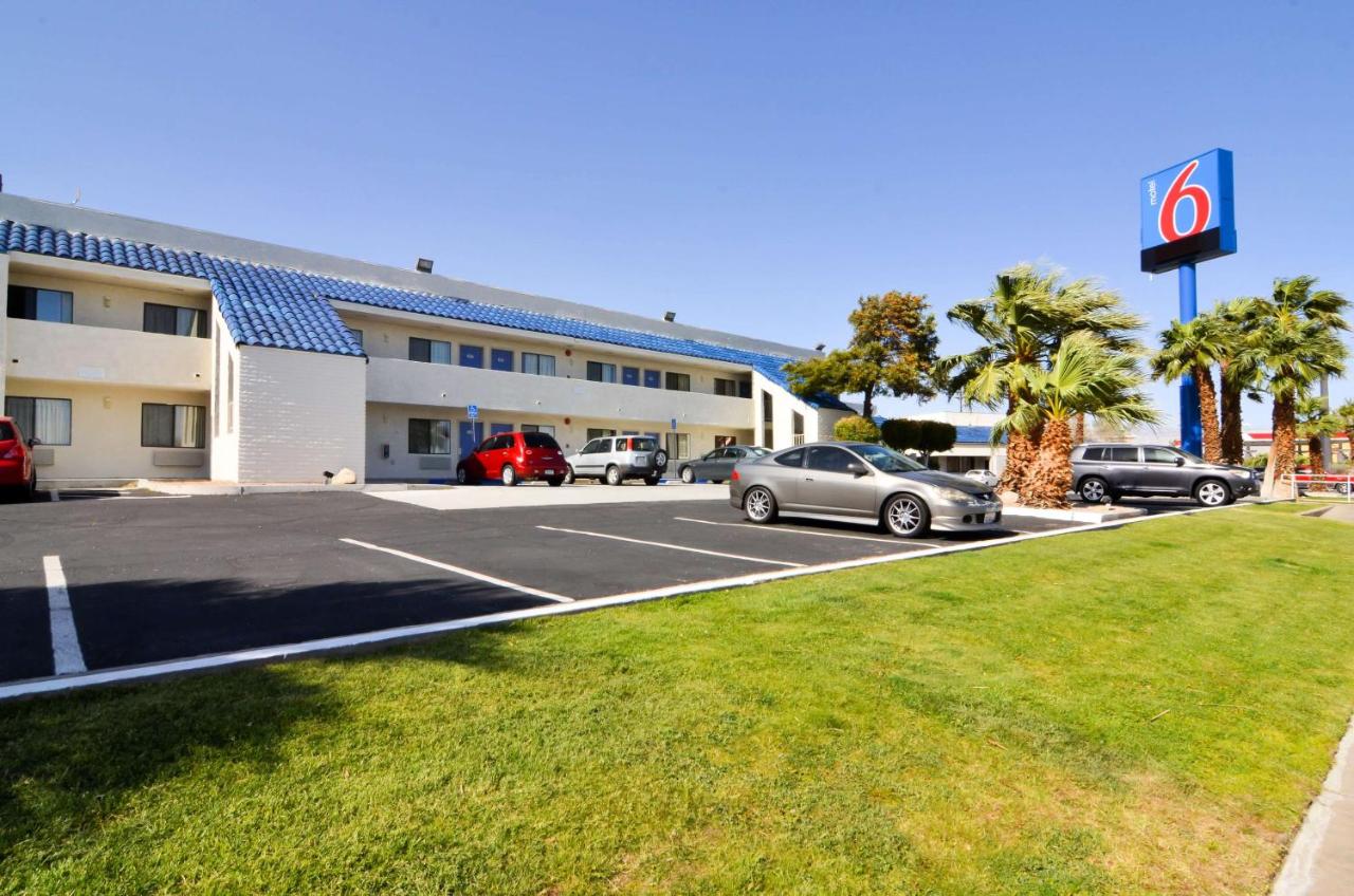 | Motel 6-North Palm Springs, CA - North