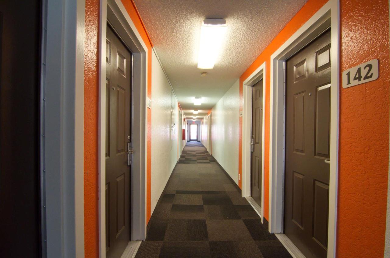 | Motel 6-North Palm Springs, CA - North