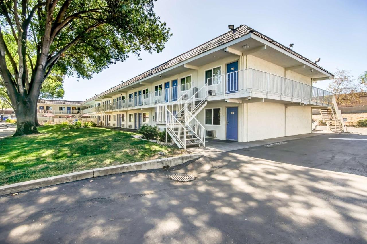  | Motel 6-Stockton, CA - North