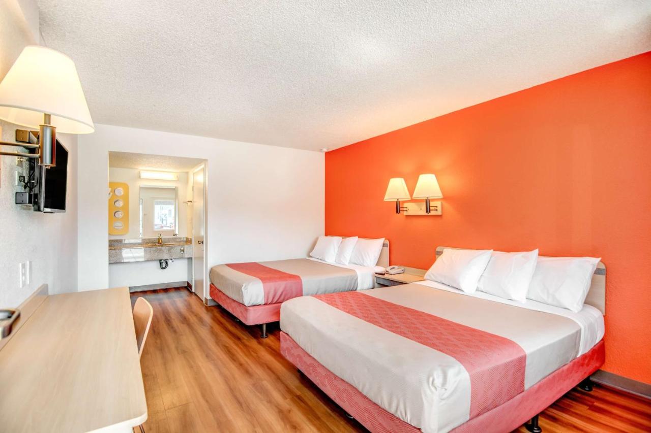 | Motel 6-Stockton, CA - North