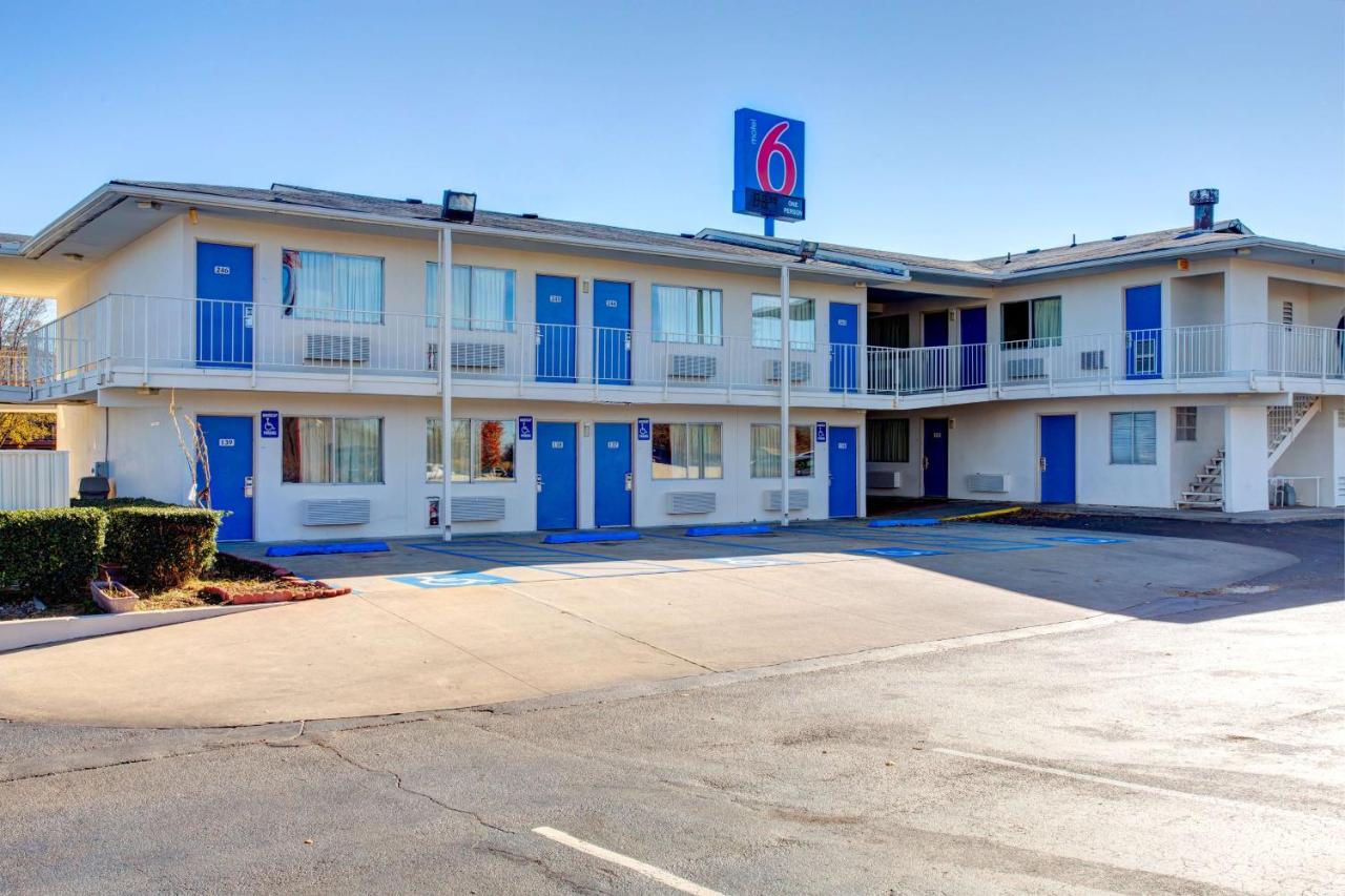  | Motel 6-Murfreesboro, TN