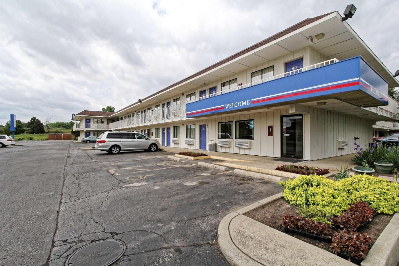 | Motel 6-Amherst, OH - Cleveland West - Lorain