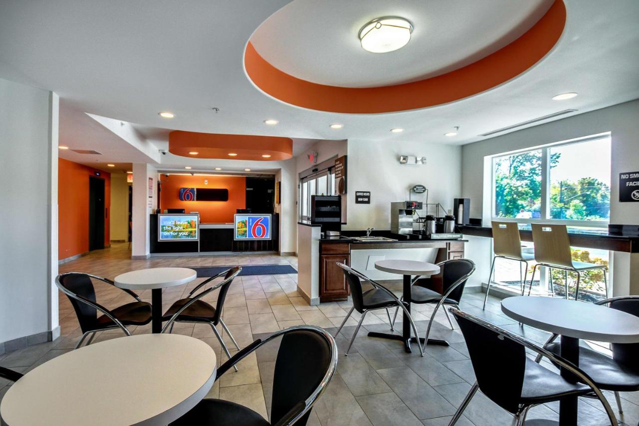 | Motel 6-Allentown, PA
