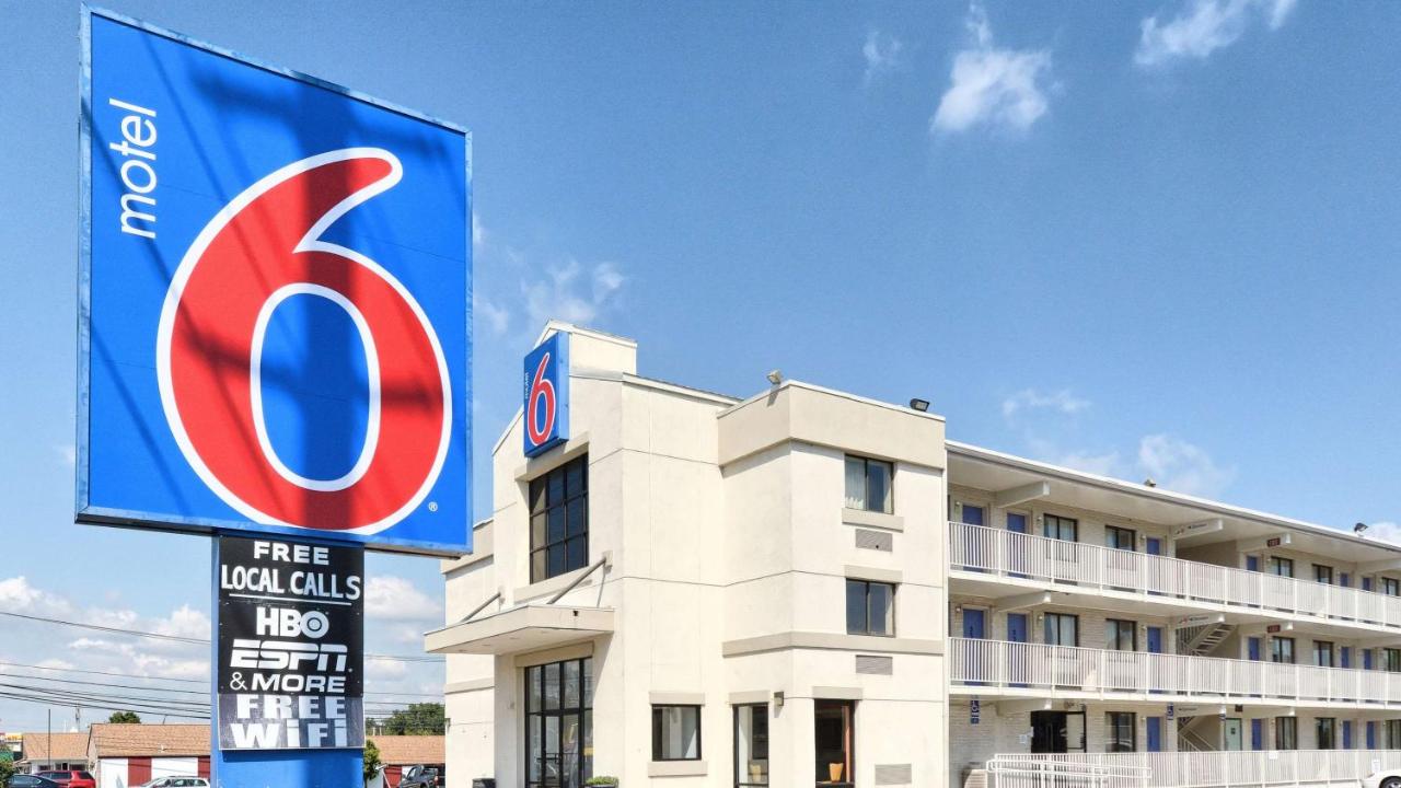 | Motel 6-Maple Shade Township, NJ - Philadelphia - Mt Laurel