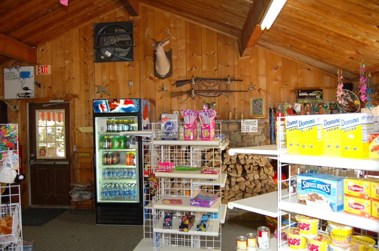 | Scotrun Camping Resort Loft Park Model 11