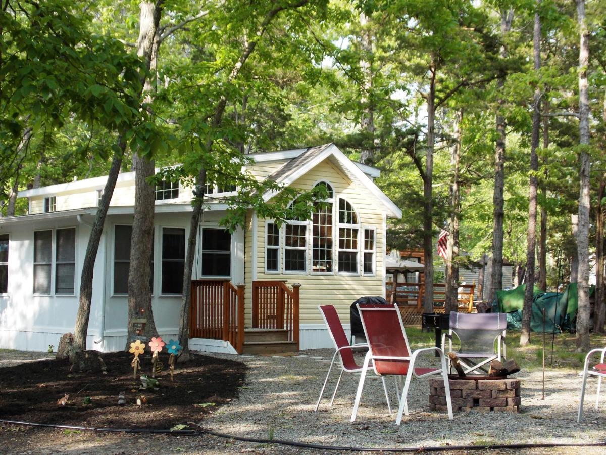 | Sea Pines Loft Park Model 3