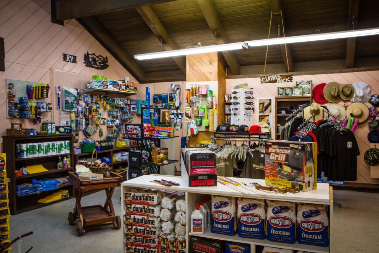 | Idyllwild Camping Resort Cabin