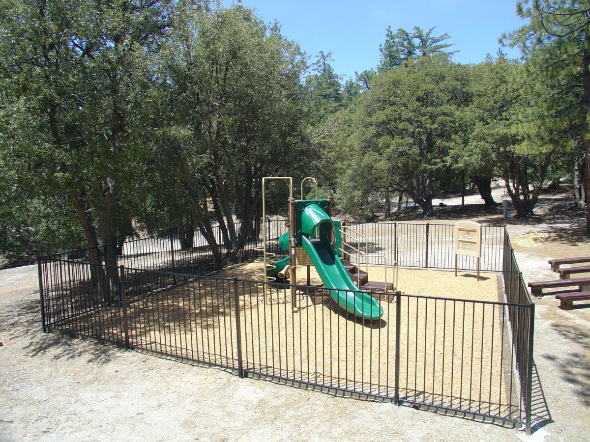 | Idyllwild Camping Resort Cabin