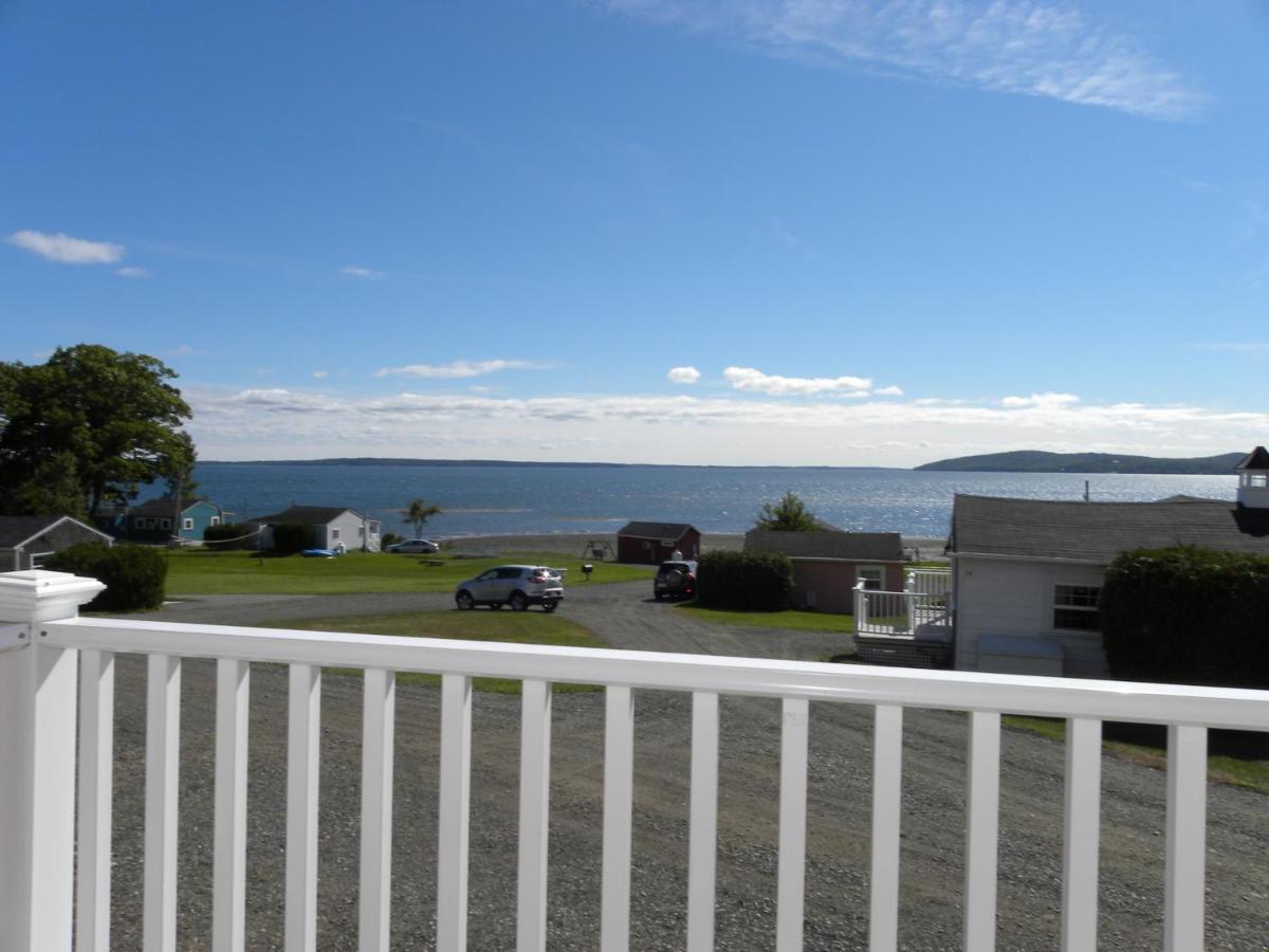 Superior Double Queen Cottage with Kitchenette and Sea View at Colonial Gables Oceanfront Village