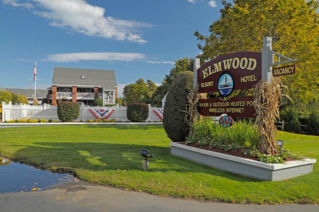  | Elmwood Resort Hotel