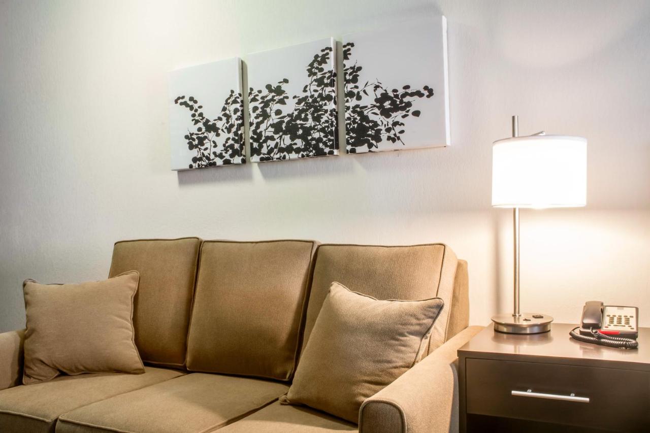 | Sleep Inn & Suites East Syracuse