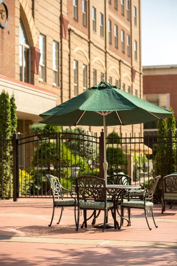  | Carnegie Hotel & Spa