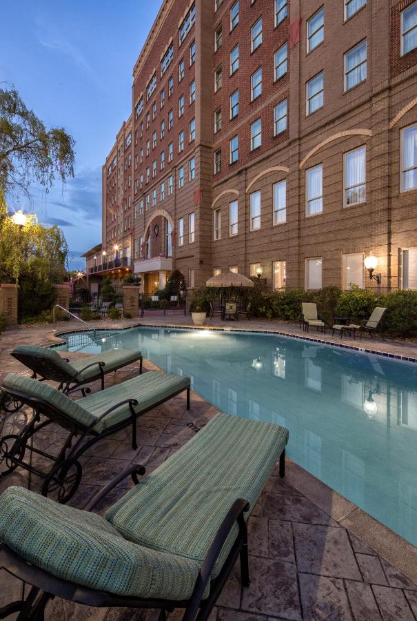  | Carnegie Hotel & Spa