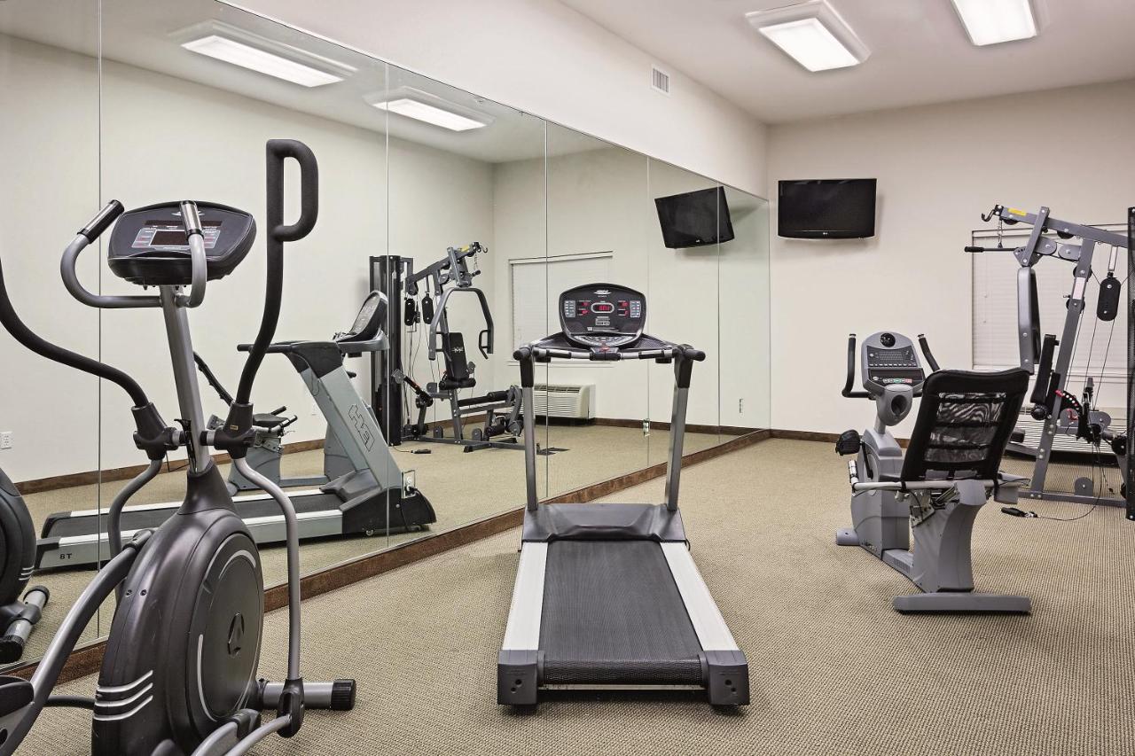 | Americas Best Value Inn - Gun Barrel City