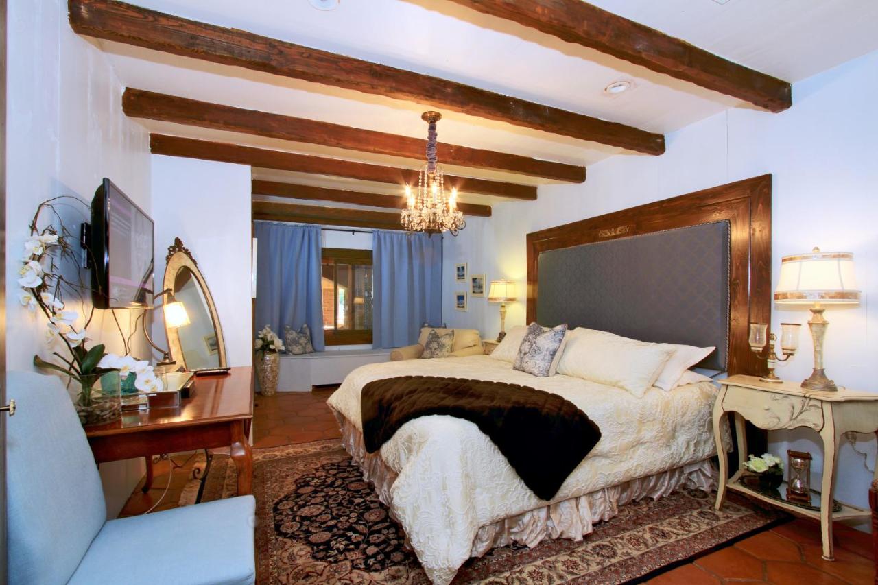 | Vineyard Hacienda